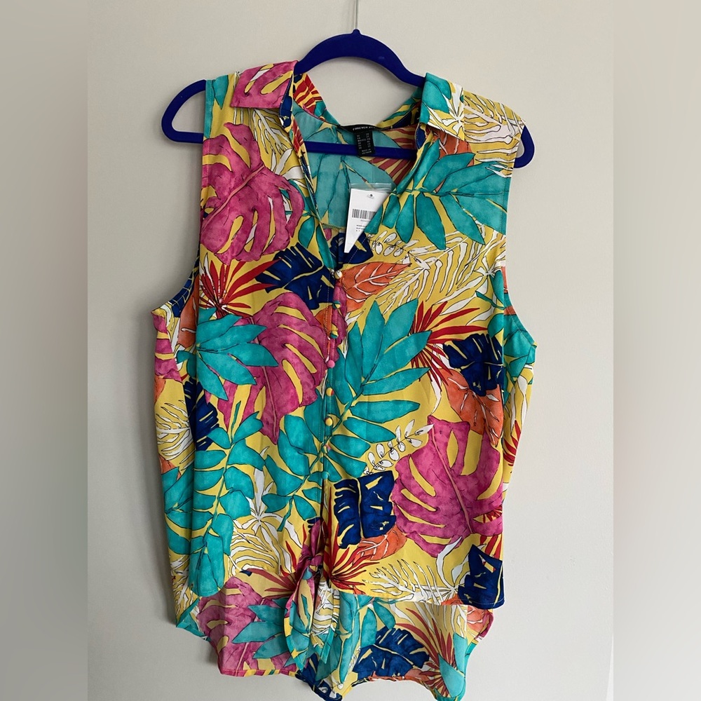 Sleeveless Floral Button Down Blouse